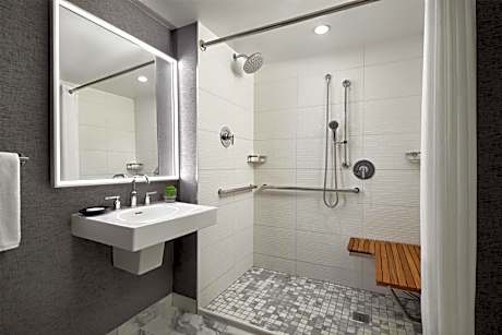 King Room with Roll-In Shower - Disability Access