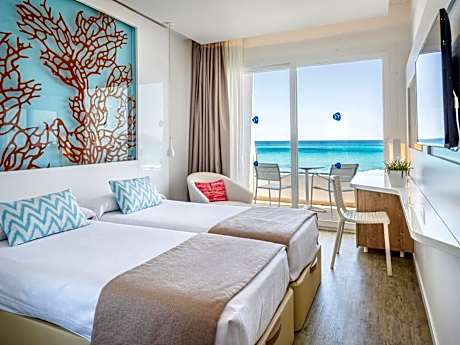 Twin Room with Sea View