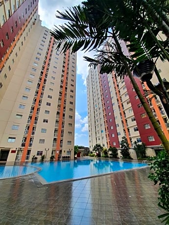 Gunawangsa Manyar Hotel