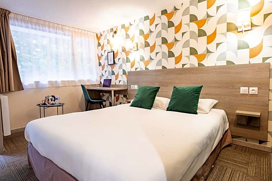 KYRIAD VALENCIENNES SUD - Rouvignies