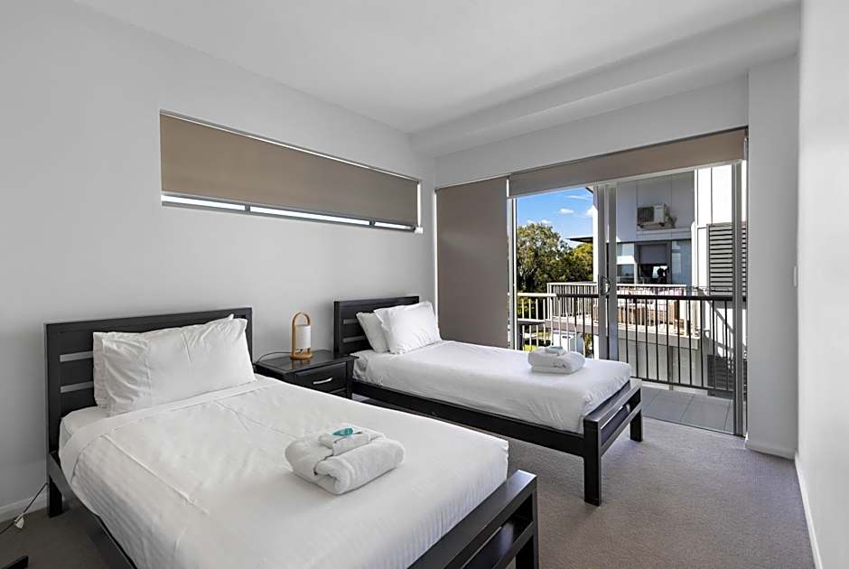 Beaches on Lammermoor Apartments