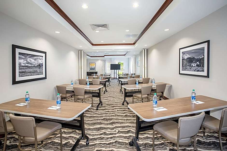 Staybridge Suites Denver International Airport By IHG