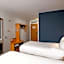 Holiday Inn Express Exeter East By IHG