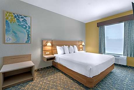 One-Bedroom Suite with two King Beds