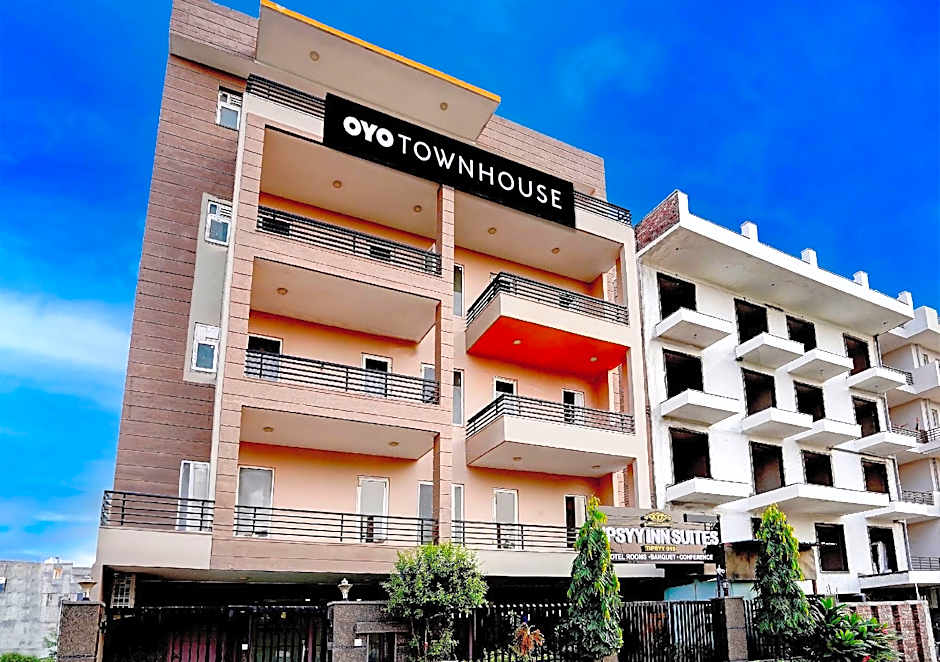 OYO Townhouse 203, Sector 57 – Gurgaon, NY