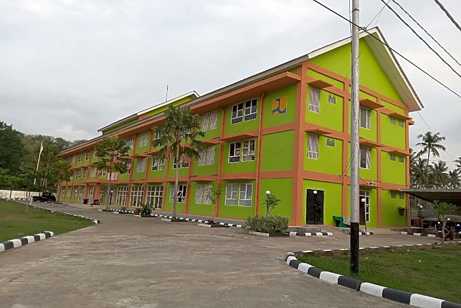 OYO Life 93399 Kos Batulayar