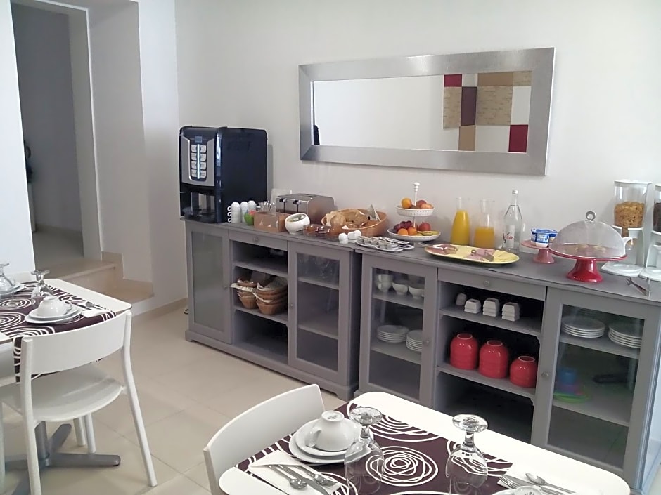 Thomar Story - Guest House