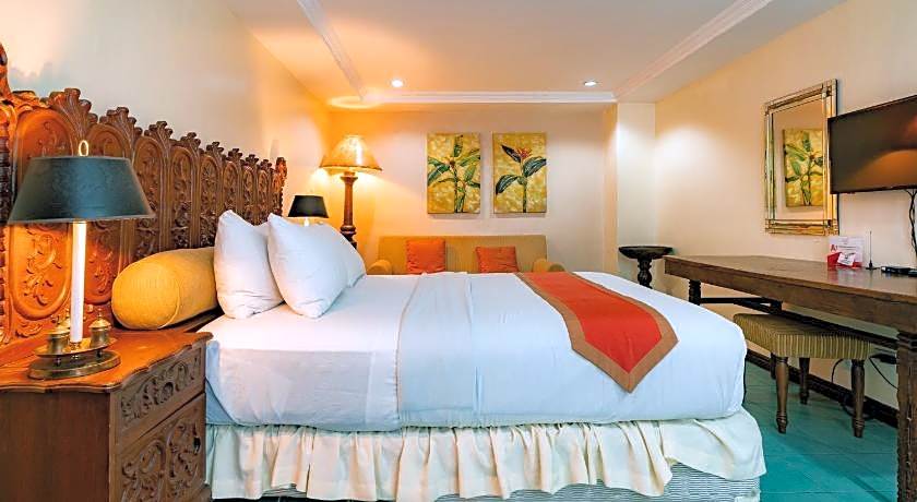 Crown Regency Residences Davao Hotel