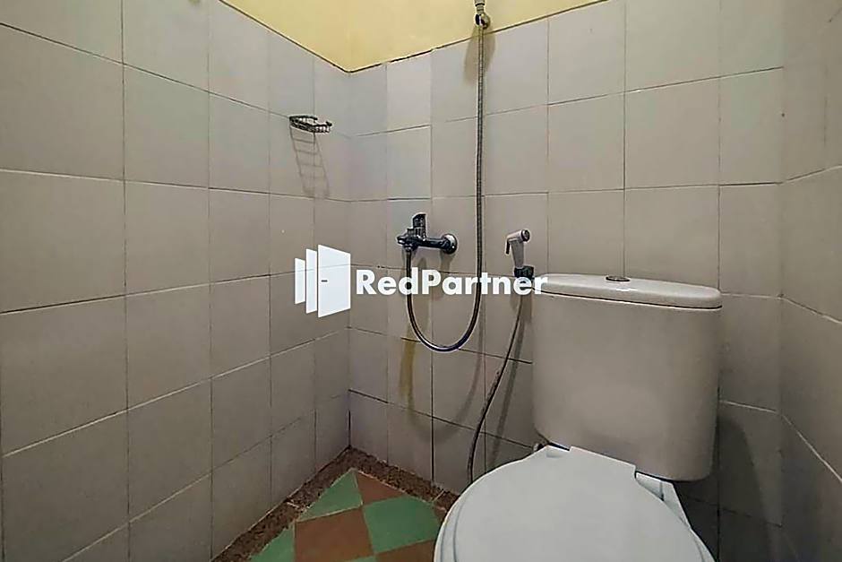 Batu Homestay Puncak Redpartner – Megamendung, PA