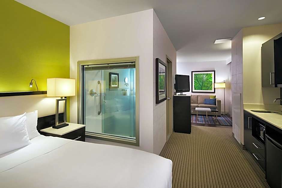 The Hollis Halifax - A DoubleTree Suites By Hilton