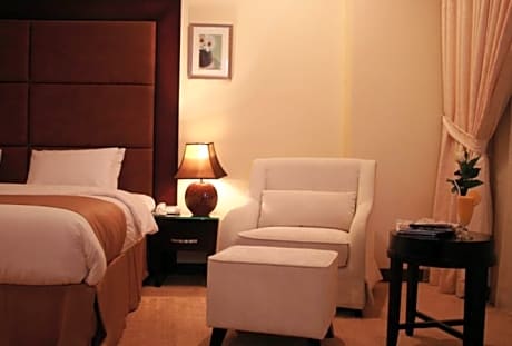 Junior Suite with King-Size Bed