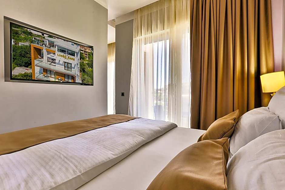 Hotel Lusso Mare by Aycon