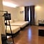 Piña Suites