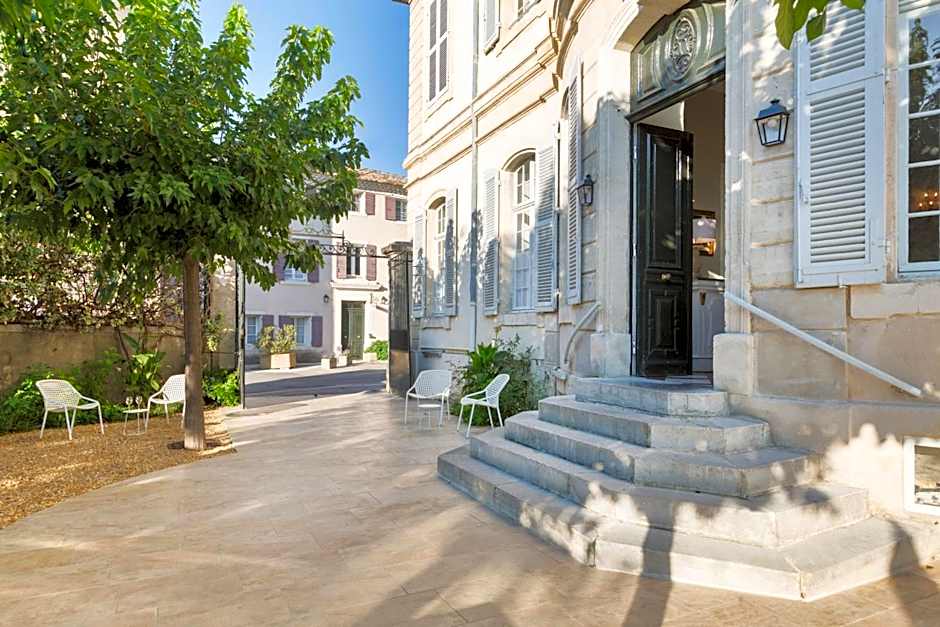 Chateau de Mazan, BW Premier Collection