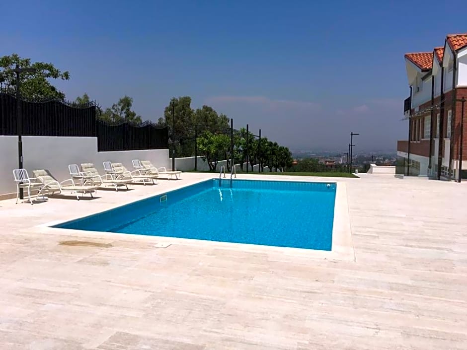 Villa Vicino Napoli – Pollena Trocchia, CO