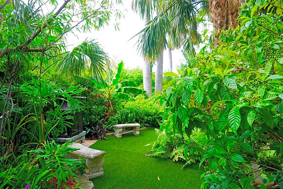 Riverside by the Beach Apartments