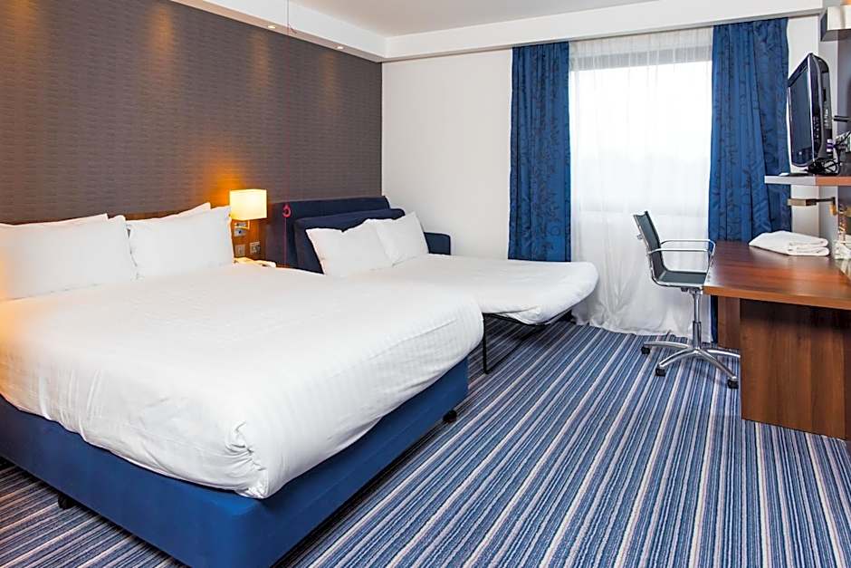 Holiday Inn Express Tamworth By IHG