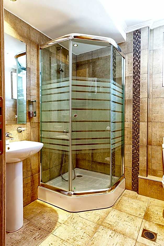 Anastassiou Hotel - Bike and motorcycle friendly hotel