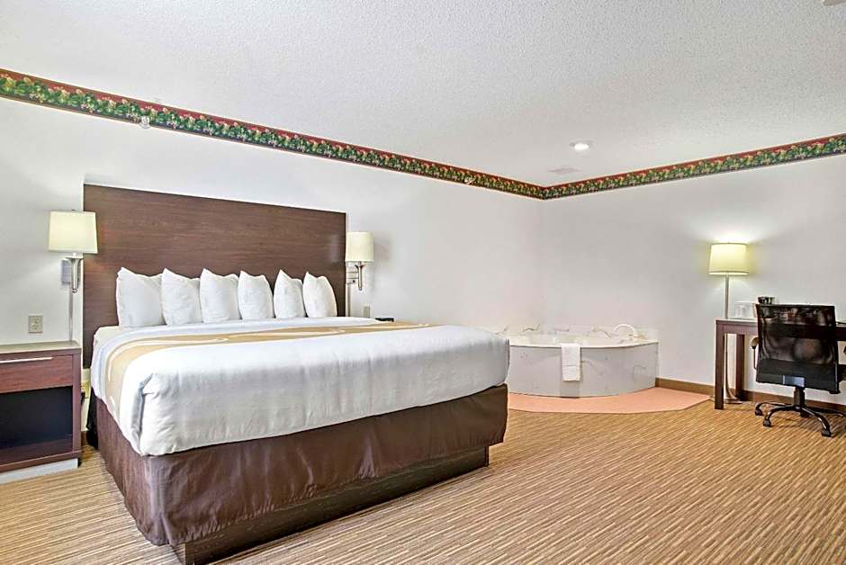 EverSpring Inn & Suites