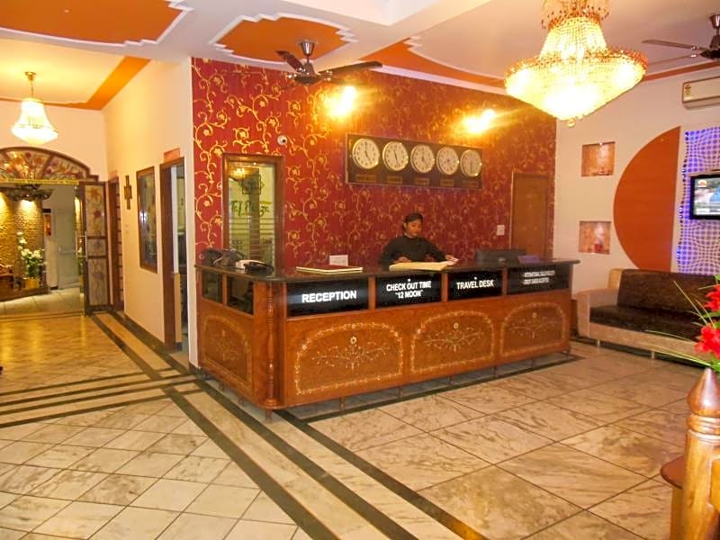 Hotel Taj Plaza