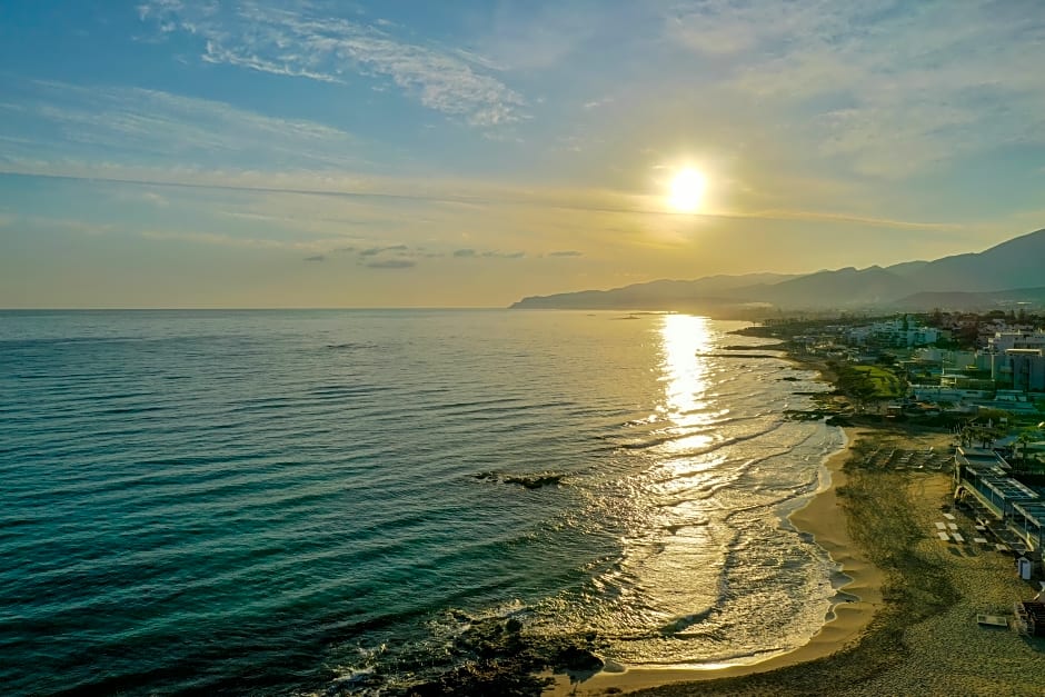 Latania Studios & Apartments