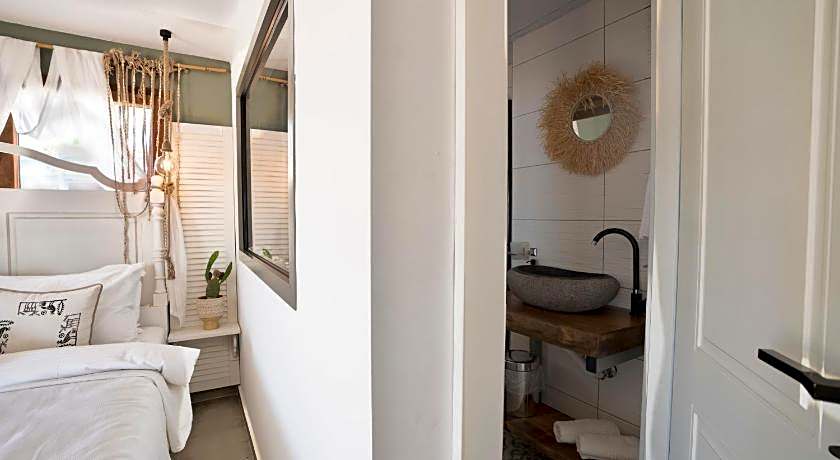 Liman Hotel Gumusluk