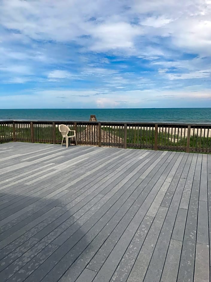 Anthony's on the Beach