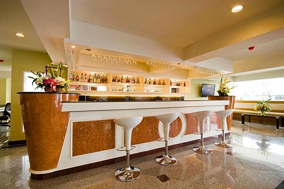 Convenient Park Bangkok Hotel