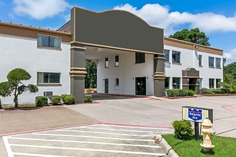 Knights Inn Longview