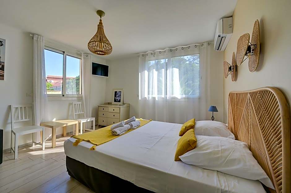 "Cap Riviera" Hotel & Restaurant Saint Aygulf