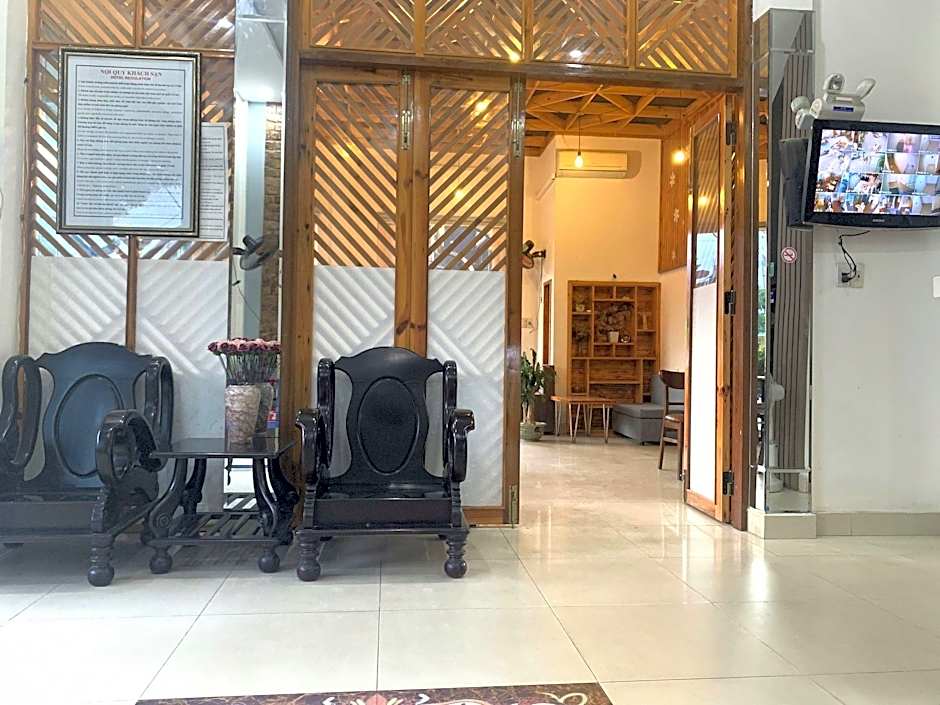 Nice Hue Hotel