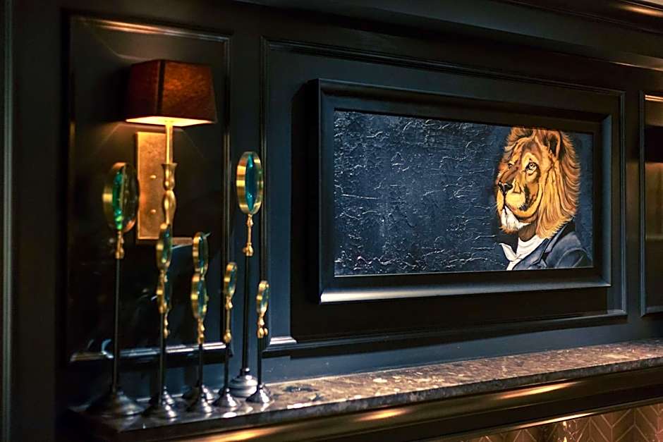 The Allegro Royal Sonesta Hotel Chicago Loop