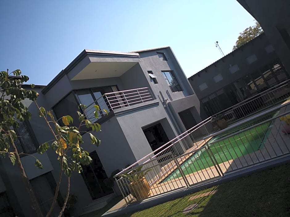 Mmakgabo Boutique Lodge