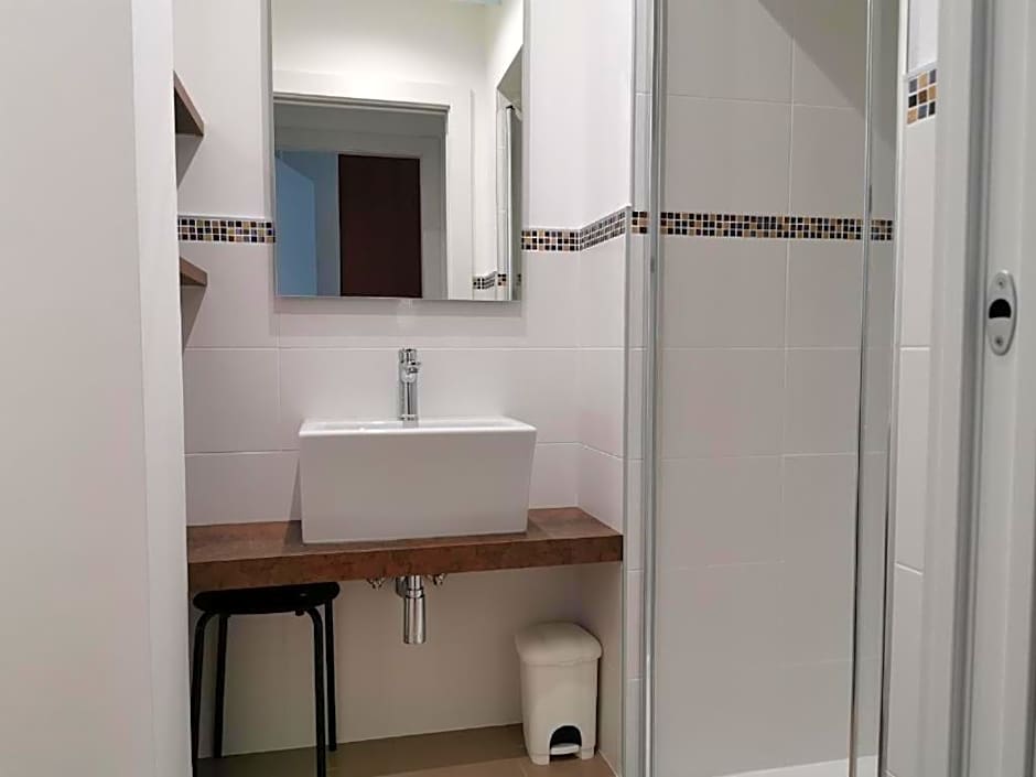 DESDEMA & OPERA Rooms