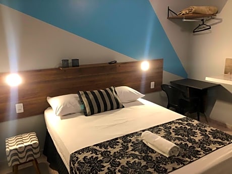 D Suites - Checkin ate 21 Hs - ZAP pras coordenadas de acesso - Dois ENDERECOS