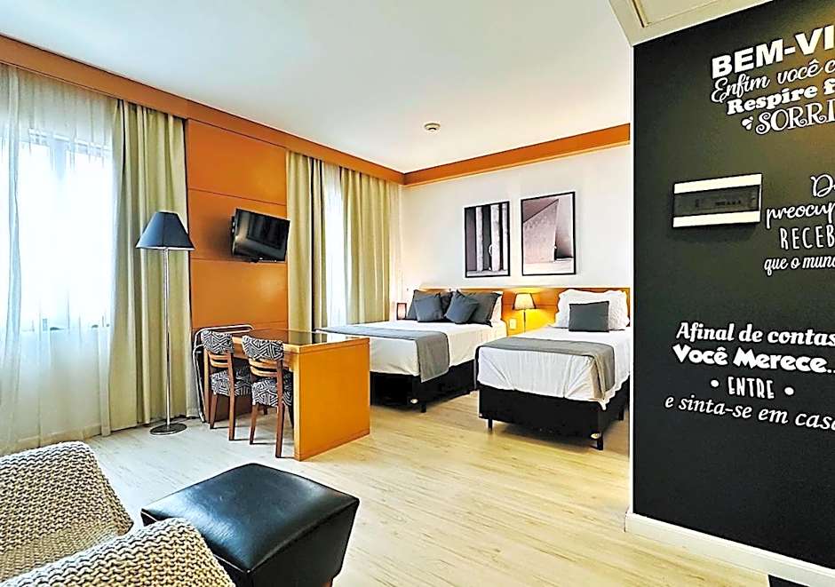 NIPS 1309 - Ótimo Apto Alto do Tatuapé