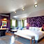 PETALS TOKYO - Floating Hotel