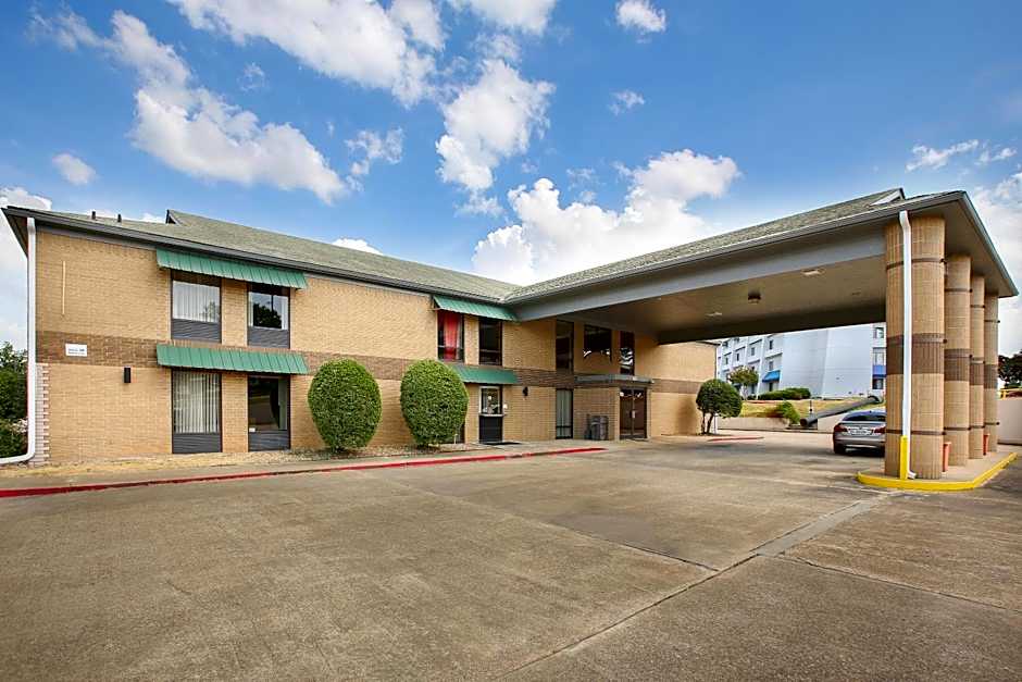 OYO Hotel Texarkana Trinity AR Hwy I-30