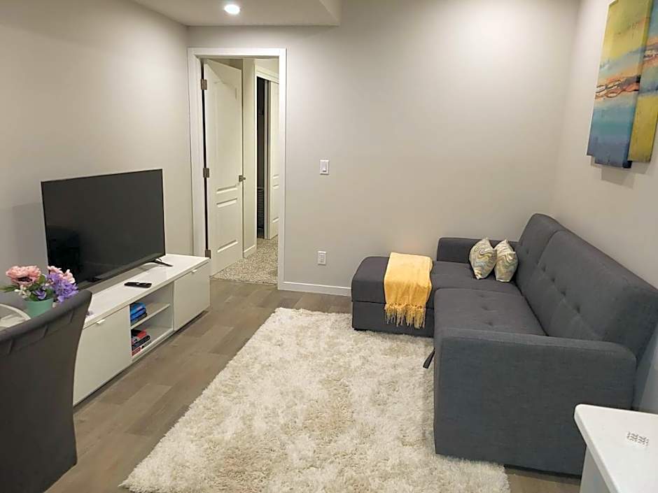 Modern 2 Bed Urban Retreat