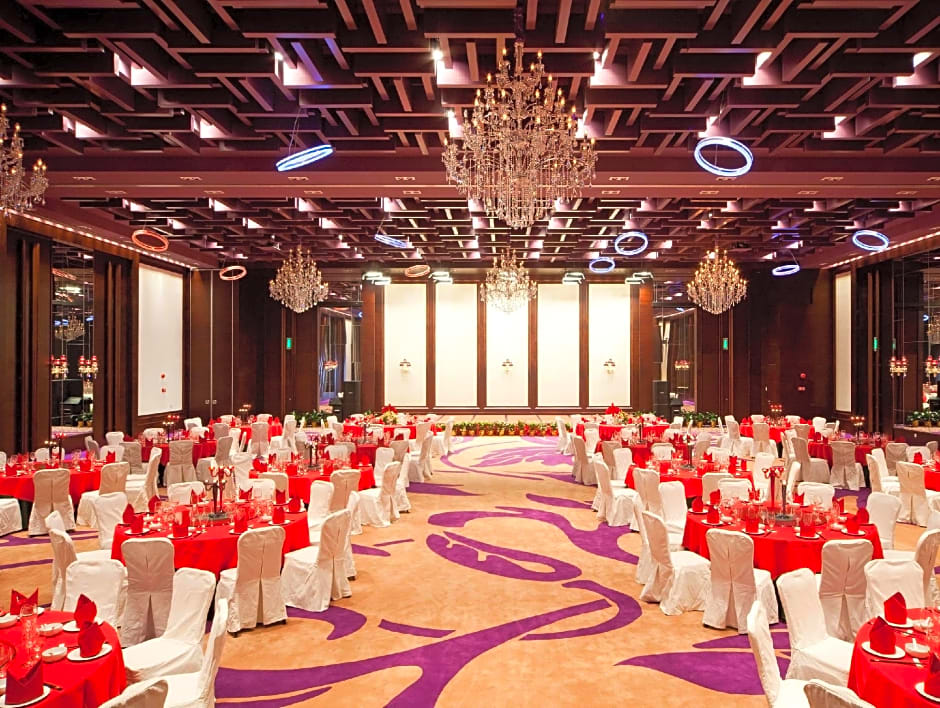 Royal Tulip Luxury Hotel Carat - Guangzhou