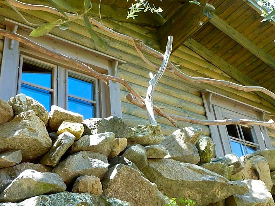 Photo 1 of 6 of Superior Chalet