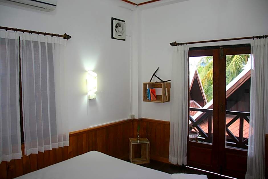 Photo 1 of 10 of Standard, Balcony