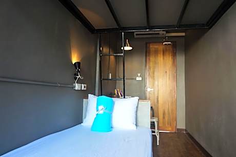 Triple Room with Private Bathroom