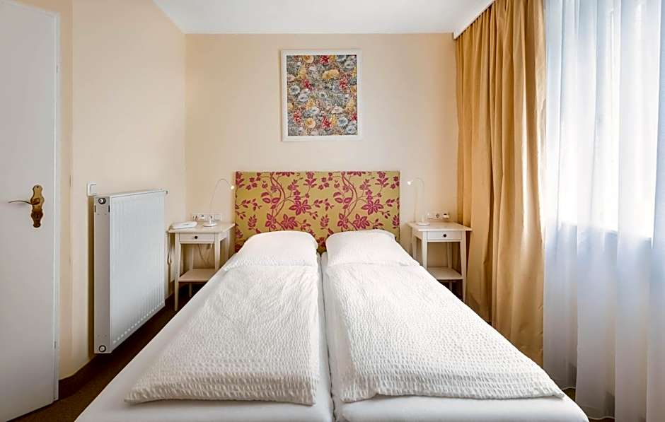 ALPHA HOTEL Hermann von Salza