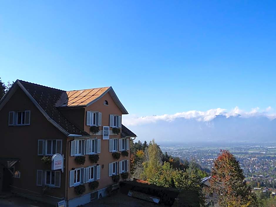 Waldrast Bed & Breakfast