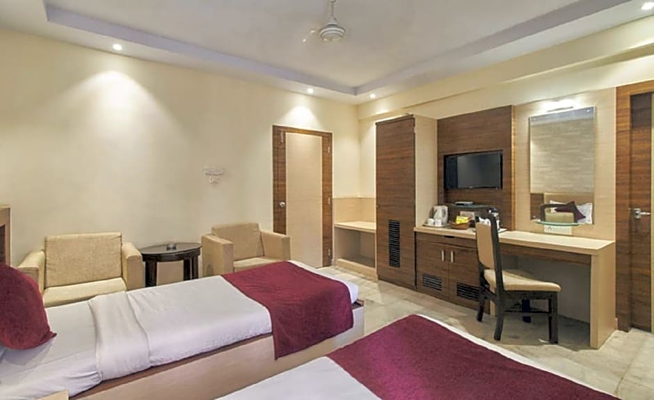 hotel pallavi int.