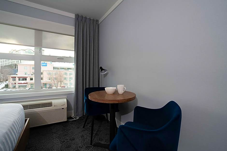 Prestige Kamloops Hotel