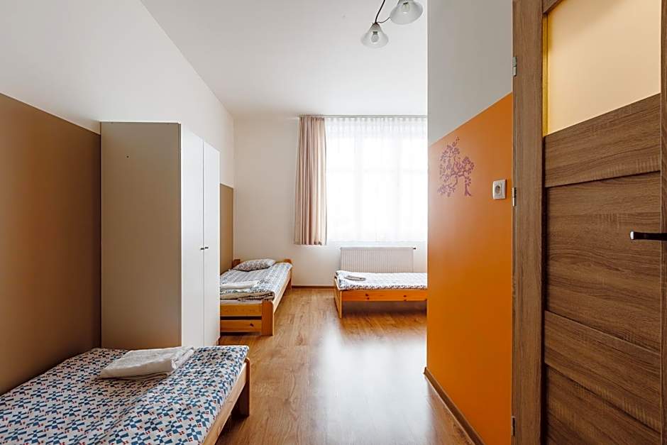 Hostel Tara