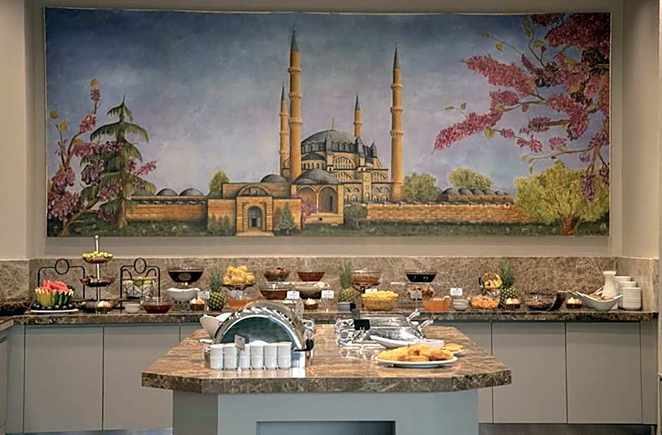Hilly Hotel