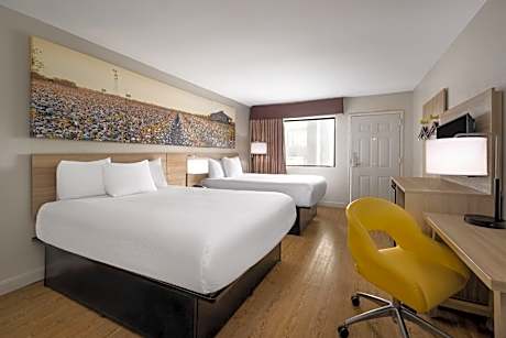 2 Double Beds Mobility Accessible Room Non-Smoking